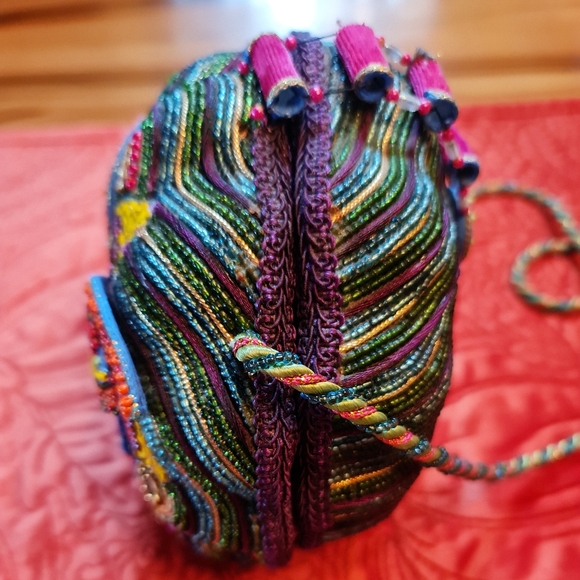 Mary Frances 3D Butterfly Purse Beaded Velvet Mirrors Carry a Work of Art!  EUC - Picture 3 of 7